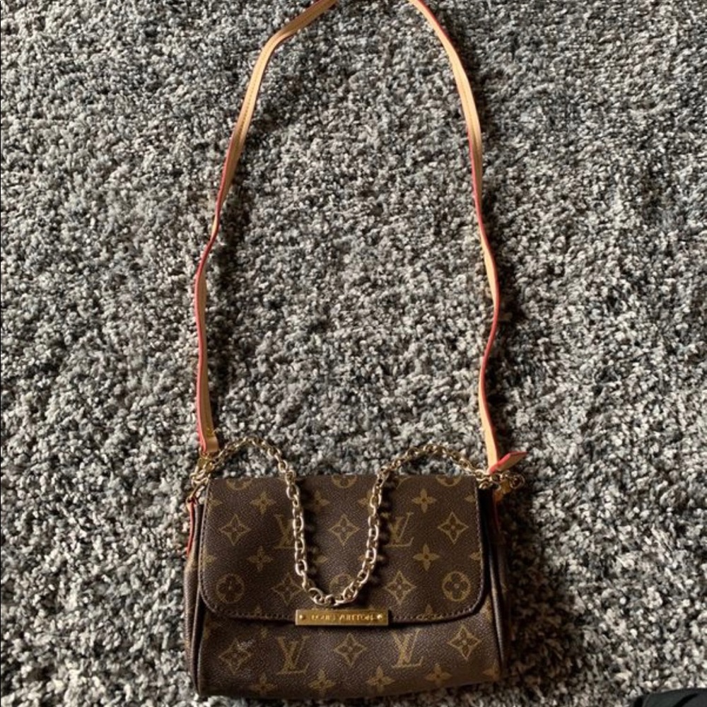 Louis Vuitton cross body
